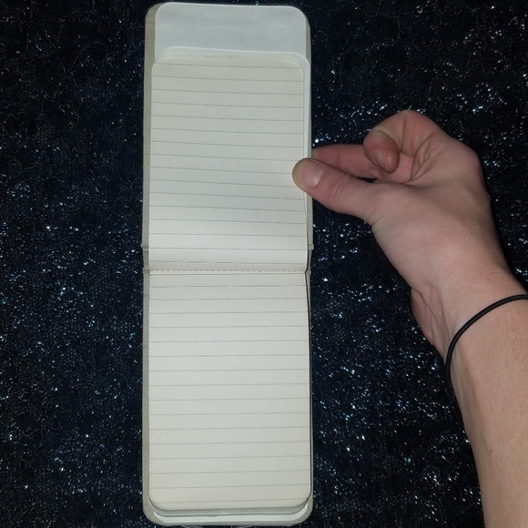 Elegant small notebook - Picture 2 of 2